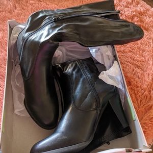 Women's boots